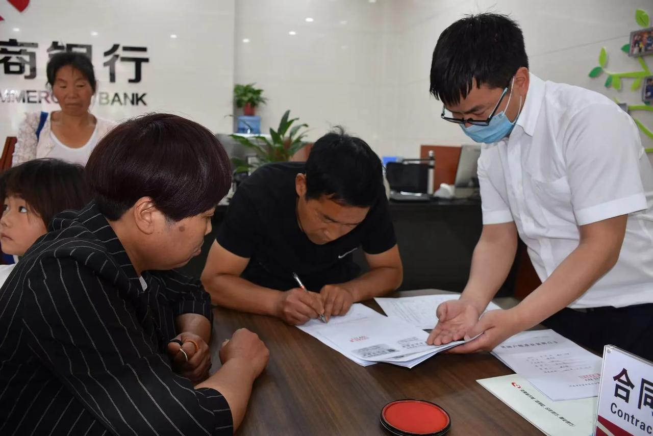 为什么很多小公司永远做不大，还永远在招人？我告诉你，他们往往不是死于没钱，而是