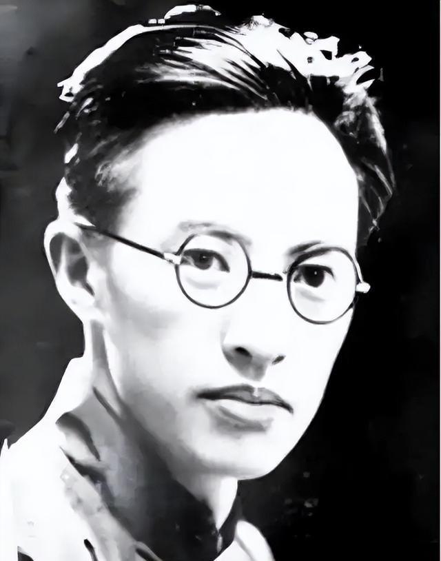 35岁呕心沥血造中山陵，未婚妻削发为尼苦守50年，看完破防南京中山陵举世闻