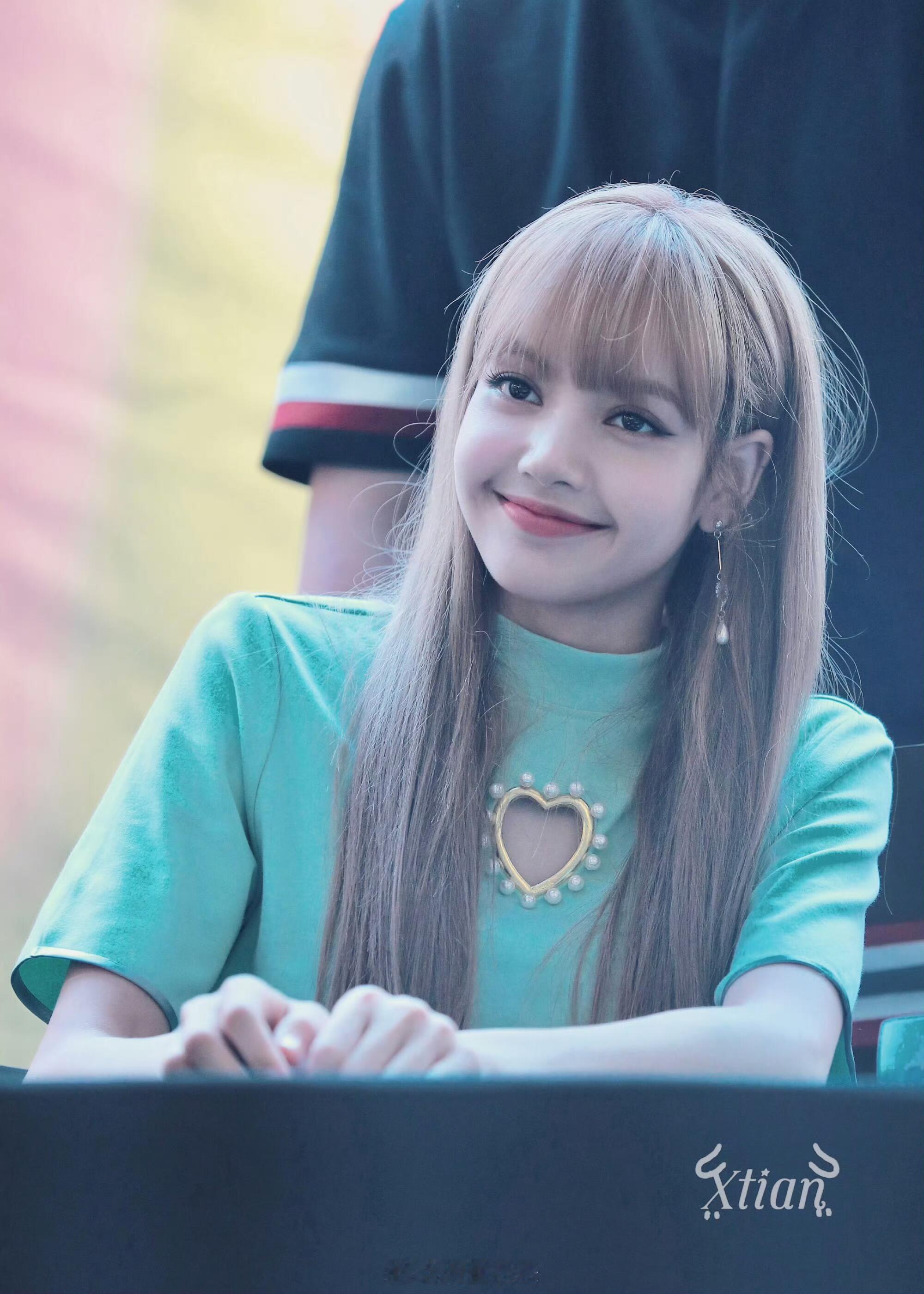 Lisa未见图四个好可爱好嫩