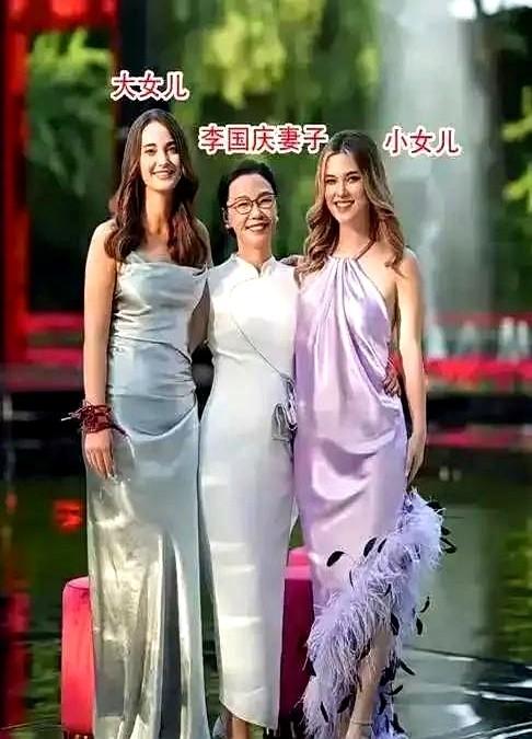 北大才女张丹红三婚两娃，娃爸不同她曾为爱情受洗，最终却转身离开第一段，张丹红