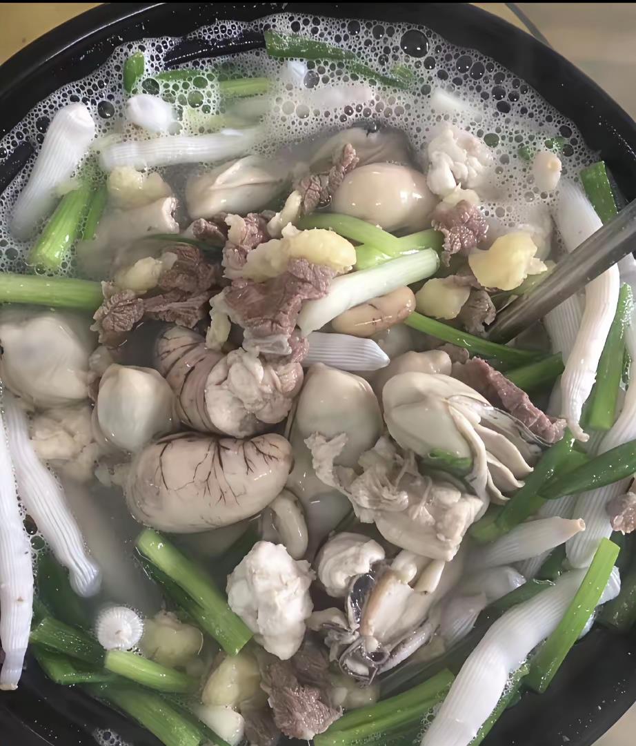 哎哟，我去，广东人这也吃得下？我看着完全没一点食欲。