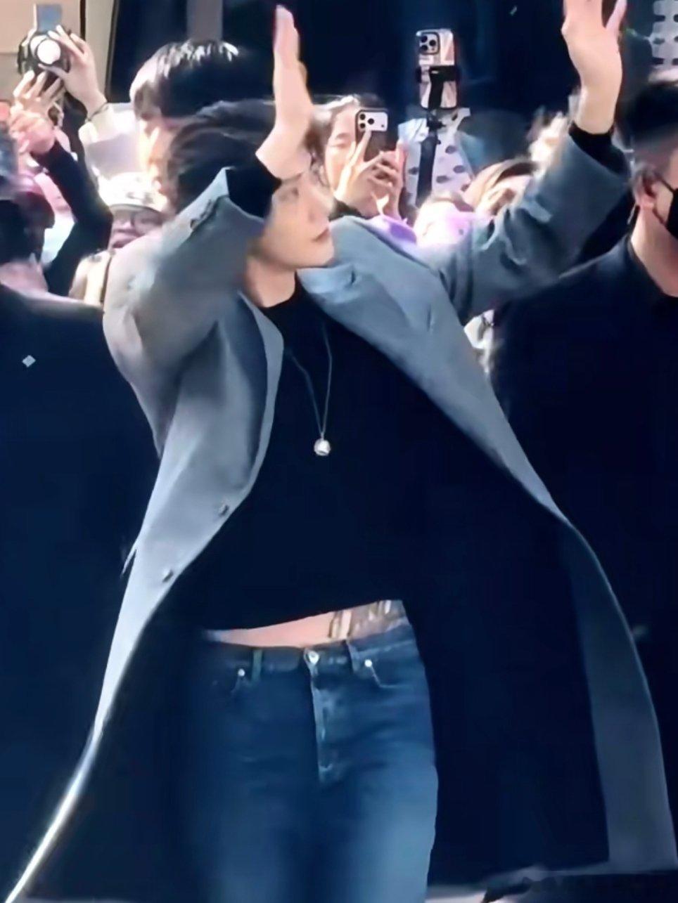 邓为这个纹身真的很久不见了