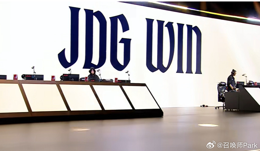 JDG怎么这么猛啊，之前淘汰掉AL，今天打WBG拿到三个赛点，距离先锋赛只差一步