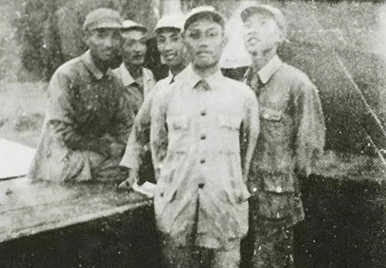 “记住，咱们老家在……”1981年11月21日清晨6点，台北刑场寒