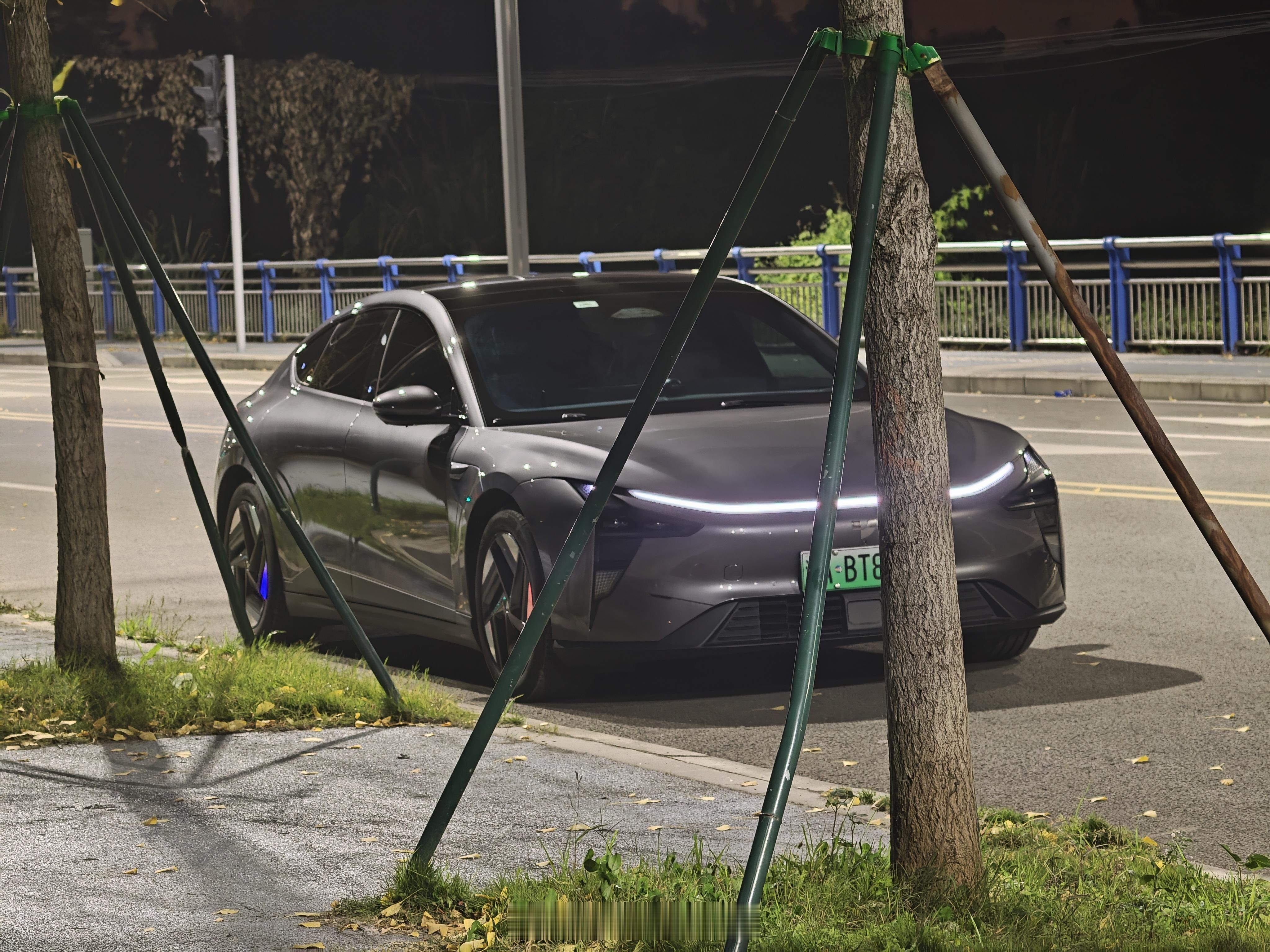 这什么车啊，这么好看成都