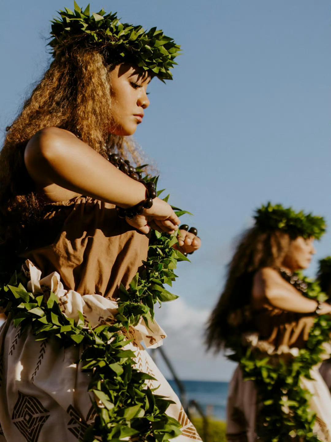 【这里是美国】夏威夷的日常生活中，卢奥(Lūʻau)是重要庆典的一部分,这是一个