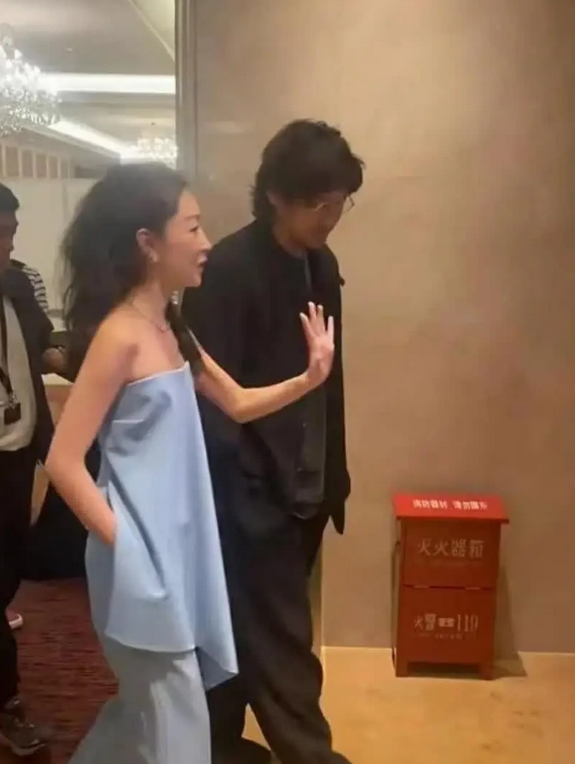 这样的女明星为什么能红？平平无奇的