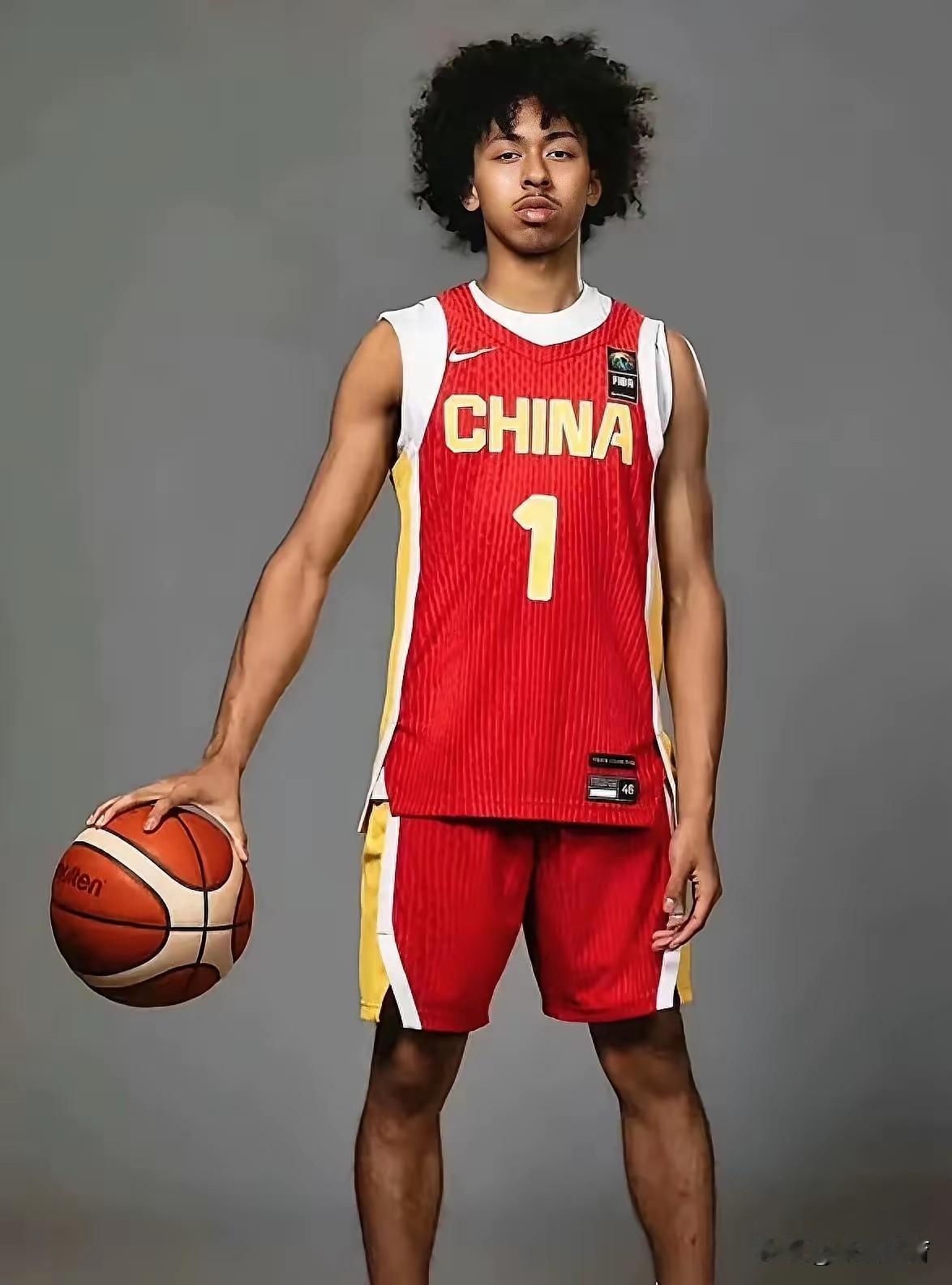 谁说中国男篮缺少后卫，以下五人未来潜力极高。1、朱正混血美式风格后卫，19岁