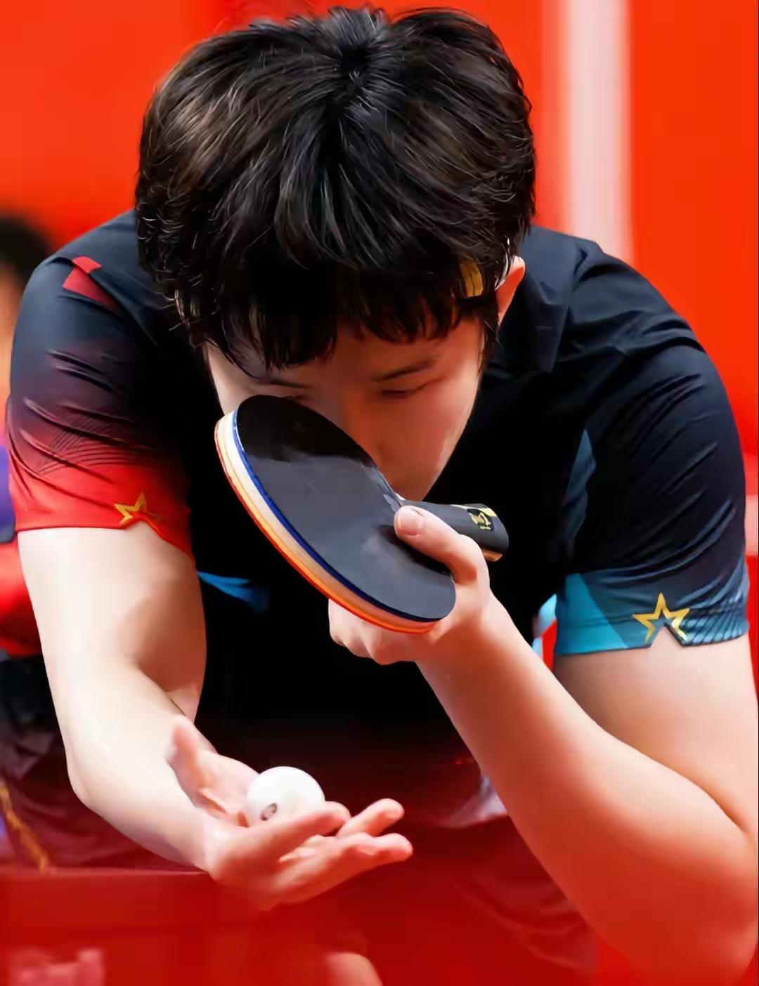 这是一支史无前例的国乒男团在中国乒乓漫长的历史里，这样的男团阵容，是前所未