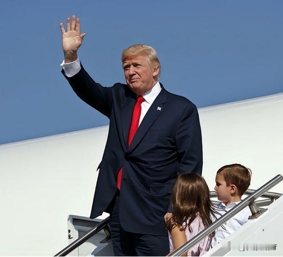 美国总统特朗普不查不知道，一查才知道，他是美国史上最有钱的总统​​特朗普的财产