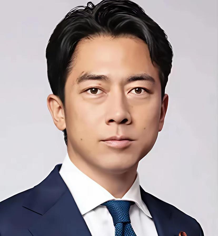 今天日本新首相选举。这小泉进次郎是当下热门候选人。如果他当选将会成为日本最年
