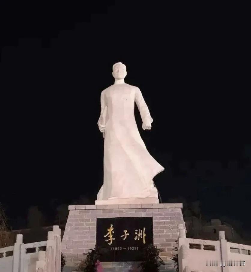 对于榆林，不得不说的一个词是“居安思危”。大同的现在就是榆林的未来，同意吗？有些