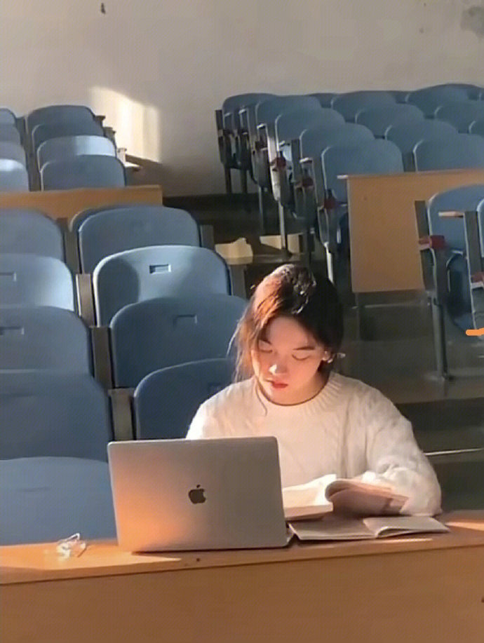 被研究生导师一句话鼓励到​​​