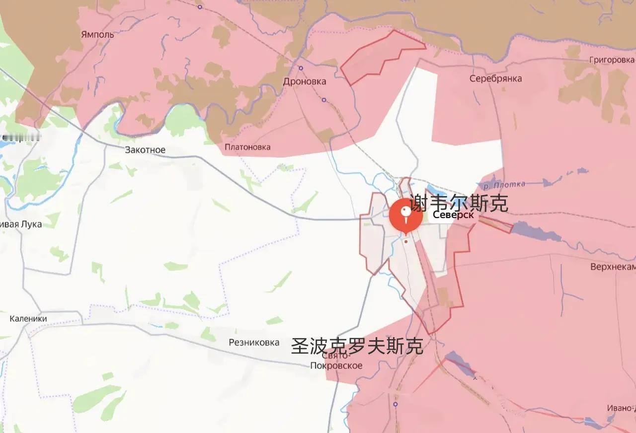 俄军昨天在谢韦尔斯克控制了城区东部的食品市场区域。与此同时，从东南方向推进的俄军