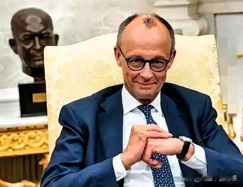 德国最近搞了个政客好感度打分，满分10分，结果让人笑掉大牙。INSA研究所给