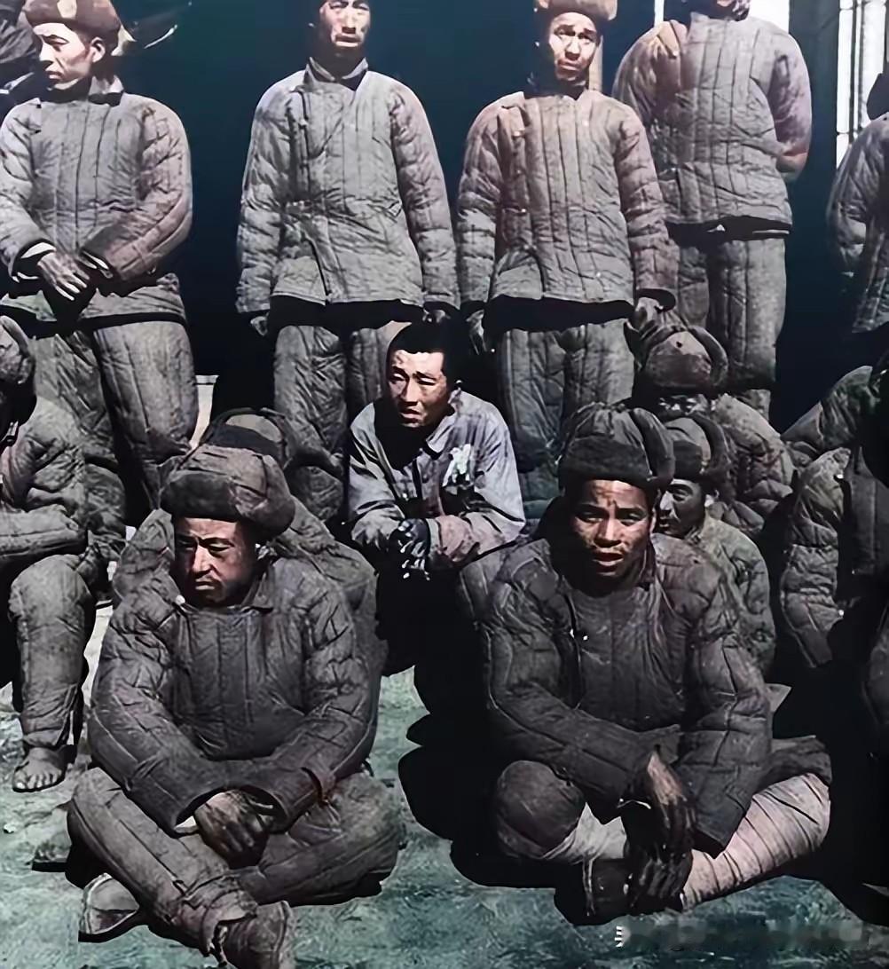 1951年，抗美援朝第五次战役中，180师整建制被俘，关押于巨济岛战俘营，他们遭