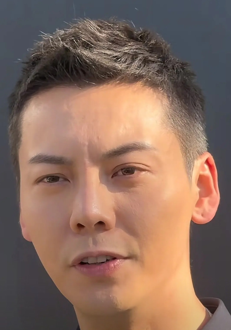 一觉醒来，“好命哥”陈伟霆结婚了！他娶的不是许妍，也没有娶海市，更没有娶尹