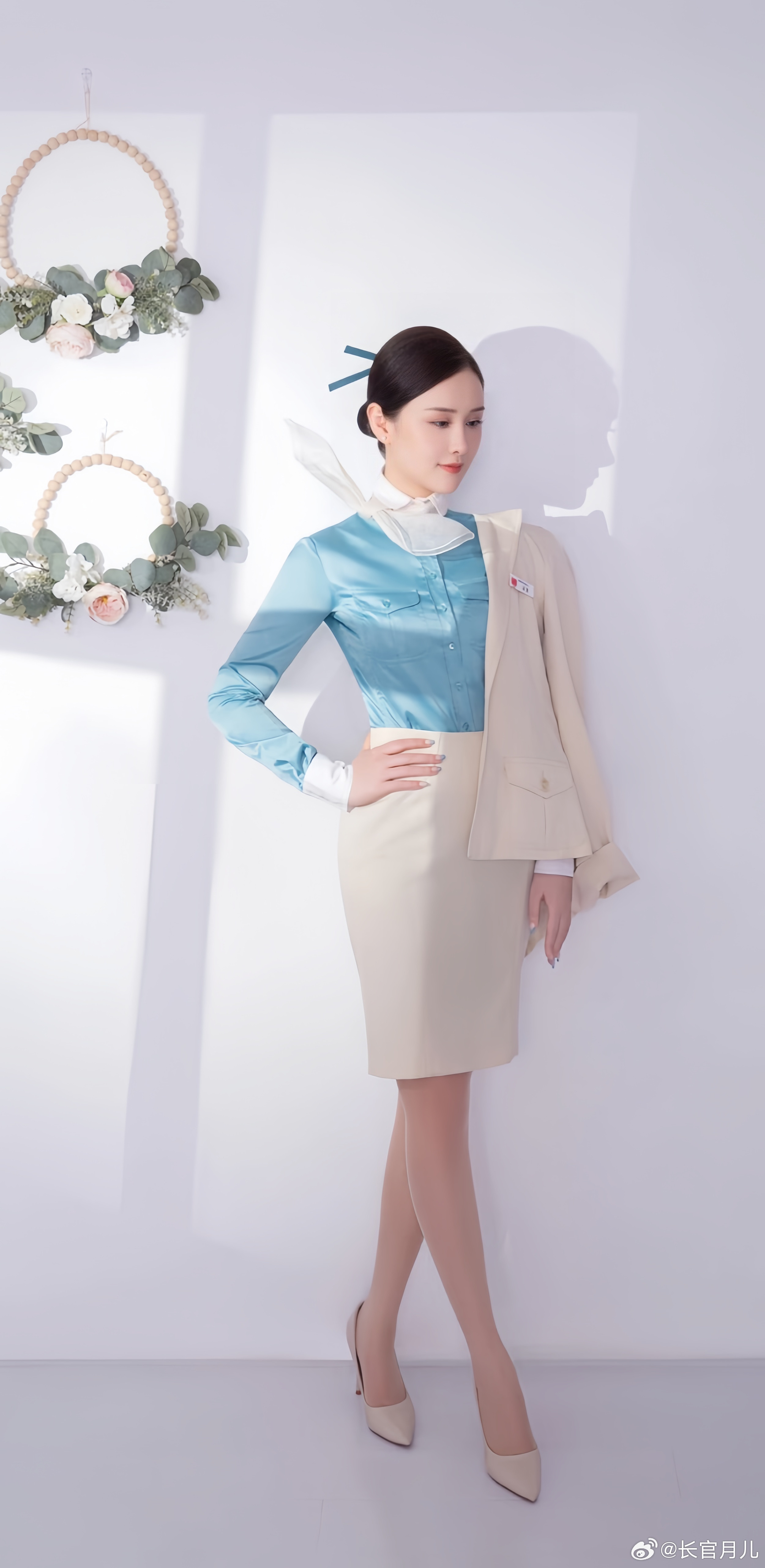 大韩空姐的制服照，又美又飒。