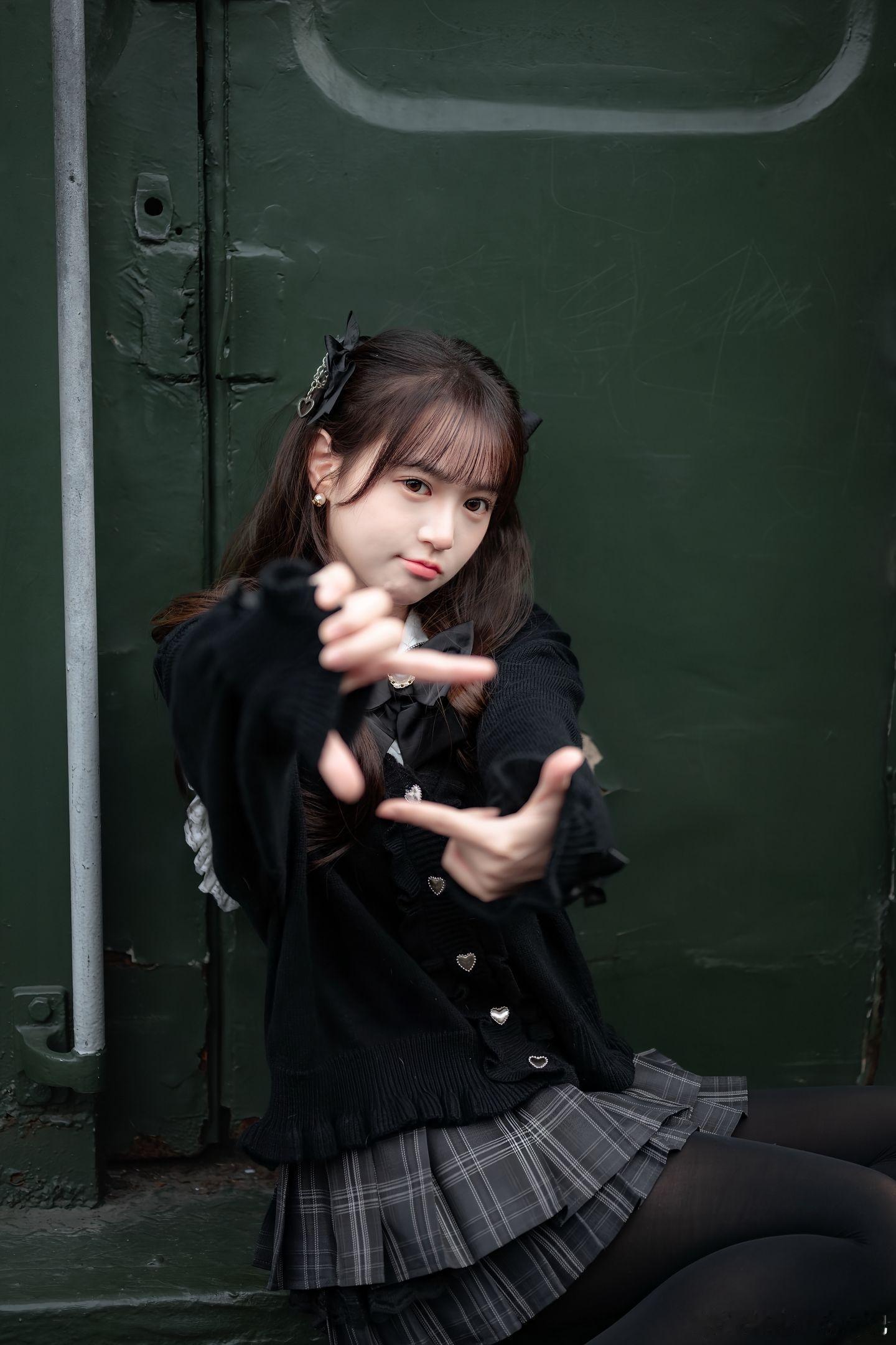 jk私影火车上的JK女孩美女精彩人像​​​