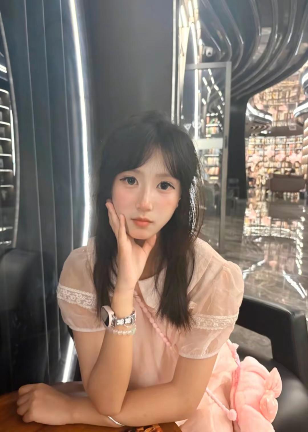 我只对喜欢的人保持可爱