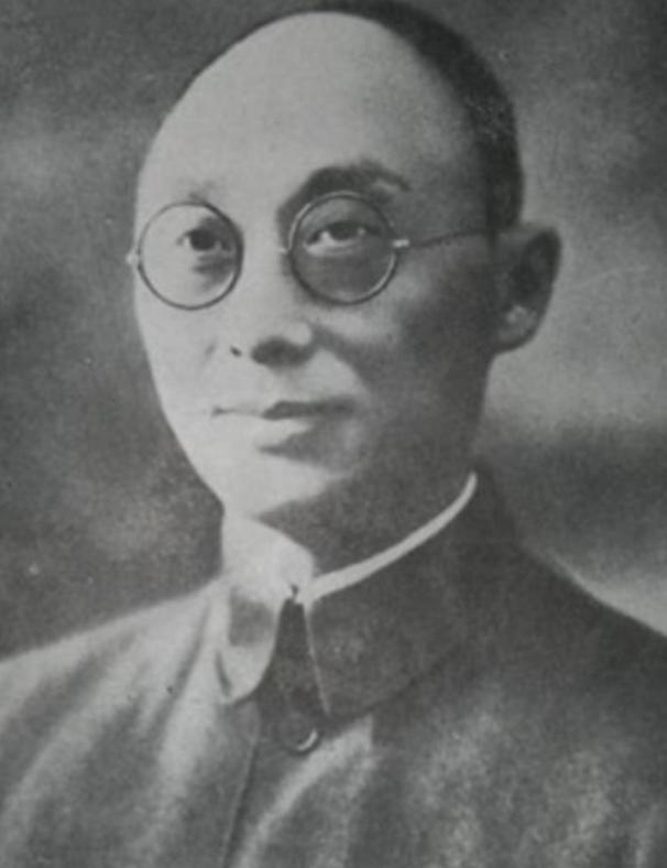 1939年，蒋介石送他当炮灰，企图借助日军之手除掉他。谁知，他却带着川军在湖北