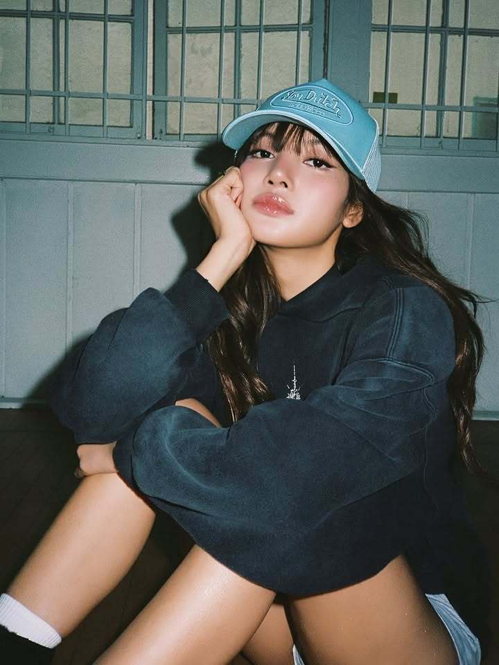 LISA🌼LISA亚女一【图片】261014LLOUDIG更新相关