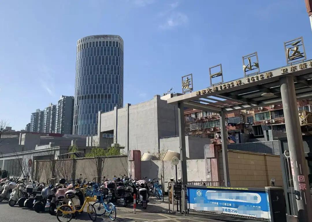 兜底出手稳楼市，拼了！2026年2月3日21:48，北京发布上海新政，2月2日