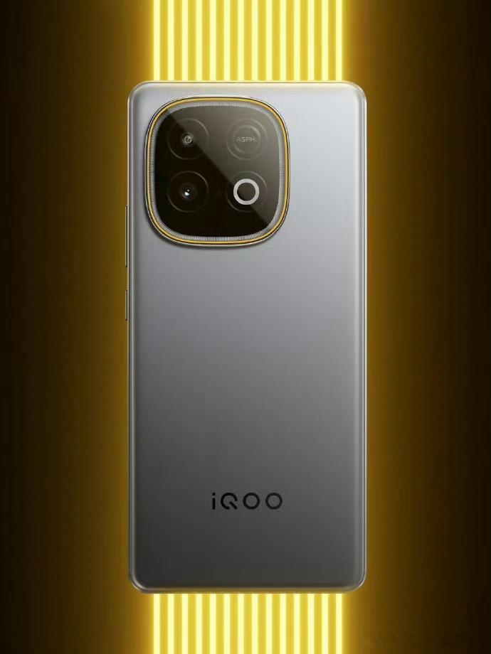 iQOO13：Q2电竞芯iQOONeo10Pro+：Q2电竞芯iQOOZ
