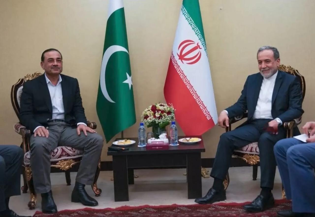 最近"巴铁"风头正劲，三件事值得细品：第一件：美伊谈判，巴基斯坦当"和事佬"