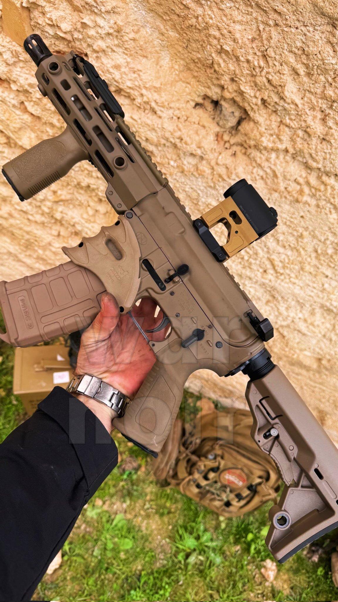 叙利亚：一名隶属于“高加索军团”（Ajnadal-Kavkaz，与叙利亚军