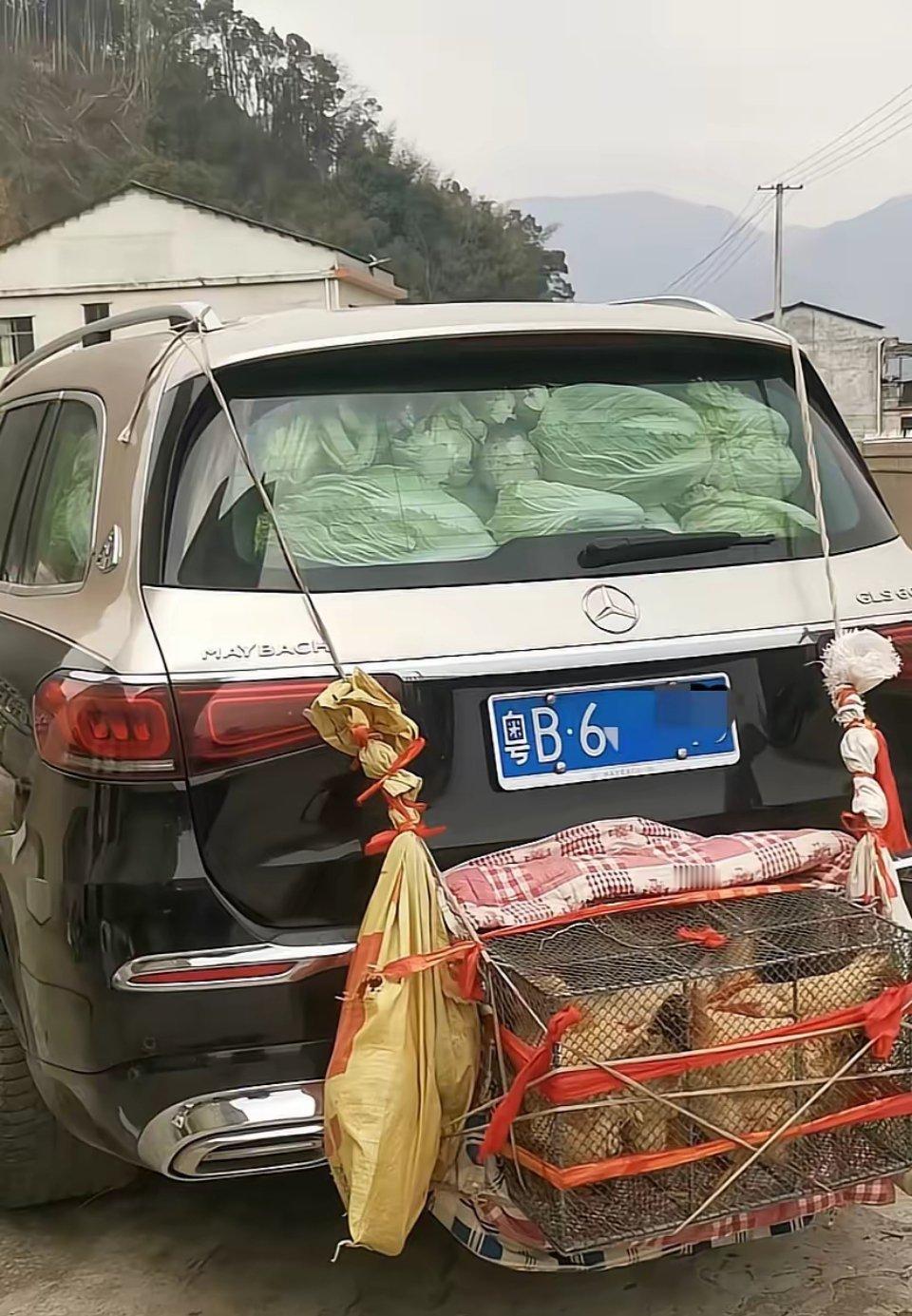 能看出来，在深圳打拼的日子，是非常艰苦的。