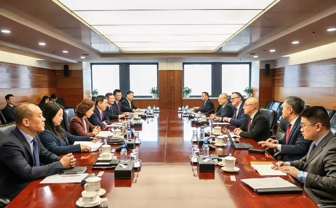 不等了，美国派人来华北京时间3月3日，中国商务部贸易谈判代表兼副部长李成钢会见