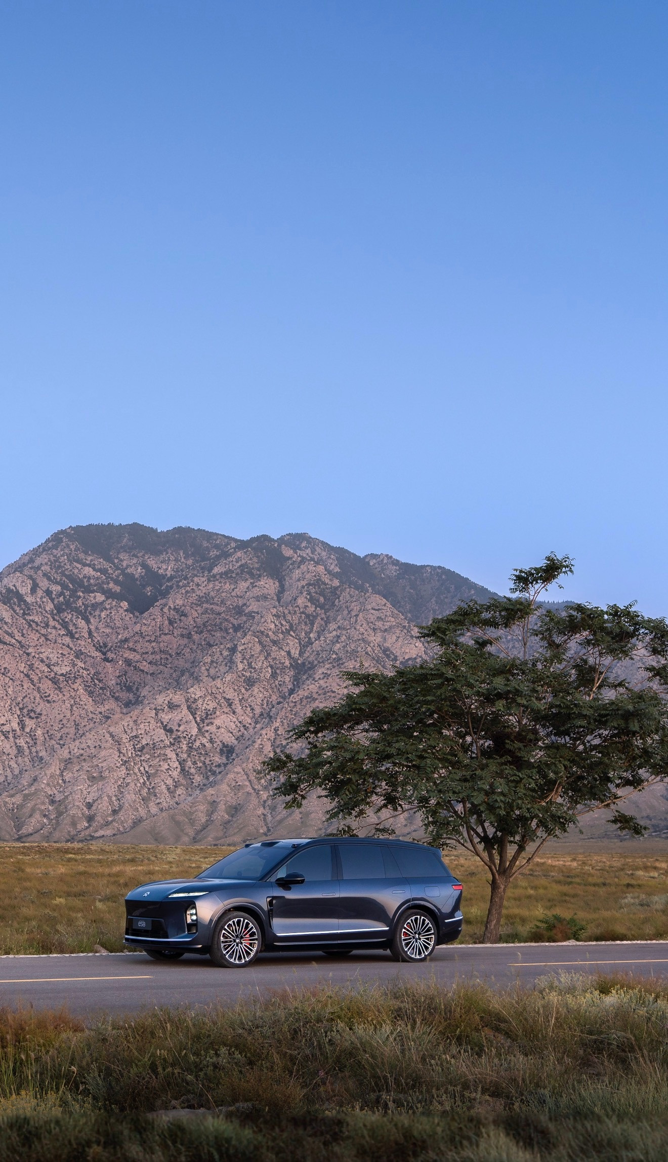 之前一直被说卖不动的声音不少，现在直接来个4万+，算是把质疑都堵上了我觉得新款E