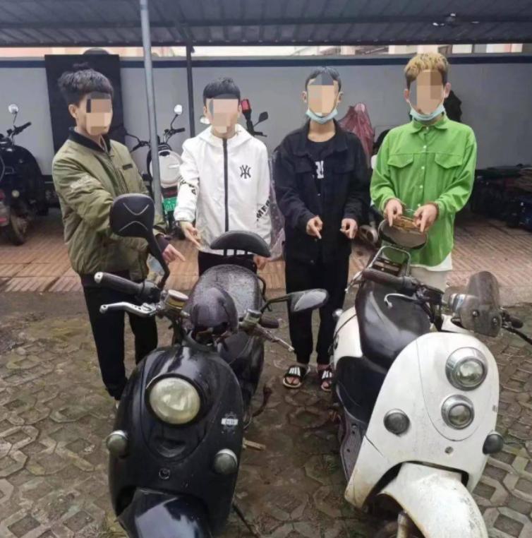 “何错之有？”江苏苏州，一男子去雇主家搞装潢，期间听到自己的电动车报警声，发现4
