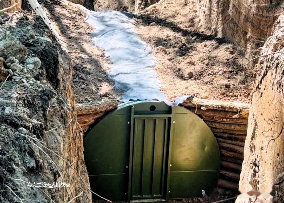 俄军北部集群新闻中心2月1日通报：北部集群第11集团军第9摩步师突击队