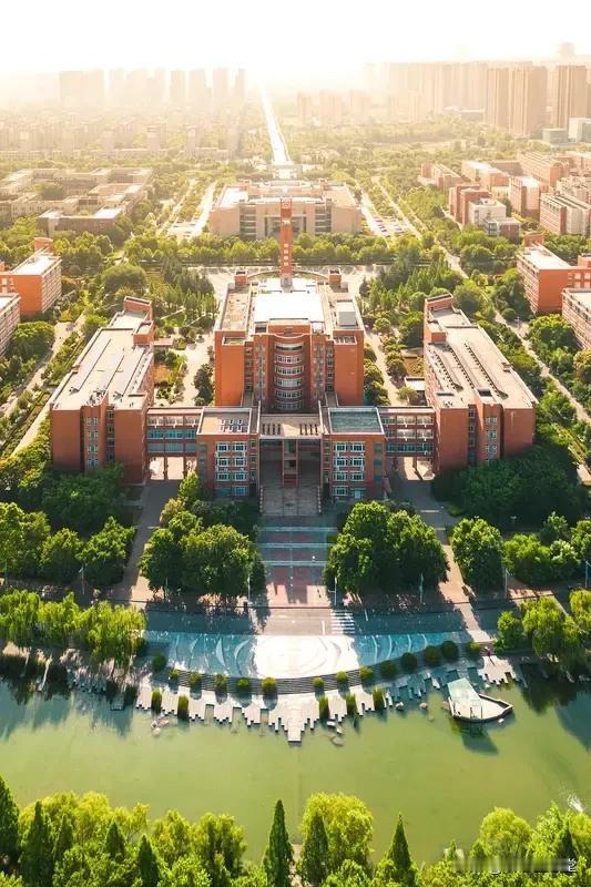 公示了，河南升级五所大学！河南本科大学其中：中原工学院升级为河南电子科技大