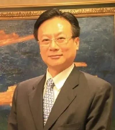 国民党主席候选人辩论出现奇葩言论，卓伯源奇想天开，包藏祸心，幼稚可笑。卓伯源是