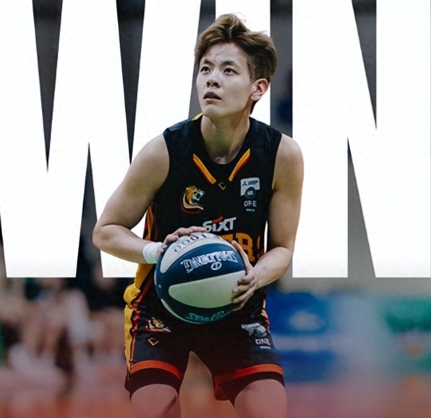 北京时间7月22日，澳大利亚NBL1联赛墨尔本老虎队官宣，中国女篮队长杨舒予当选
