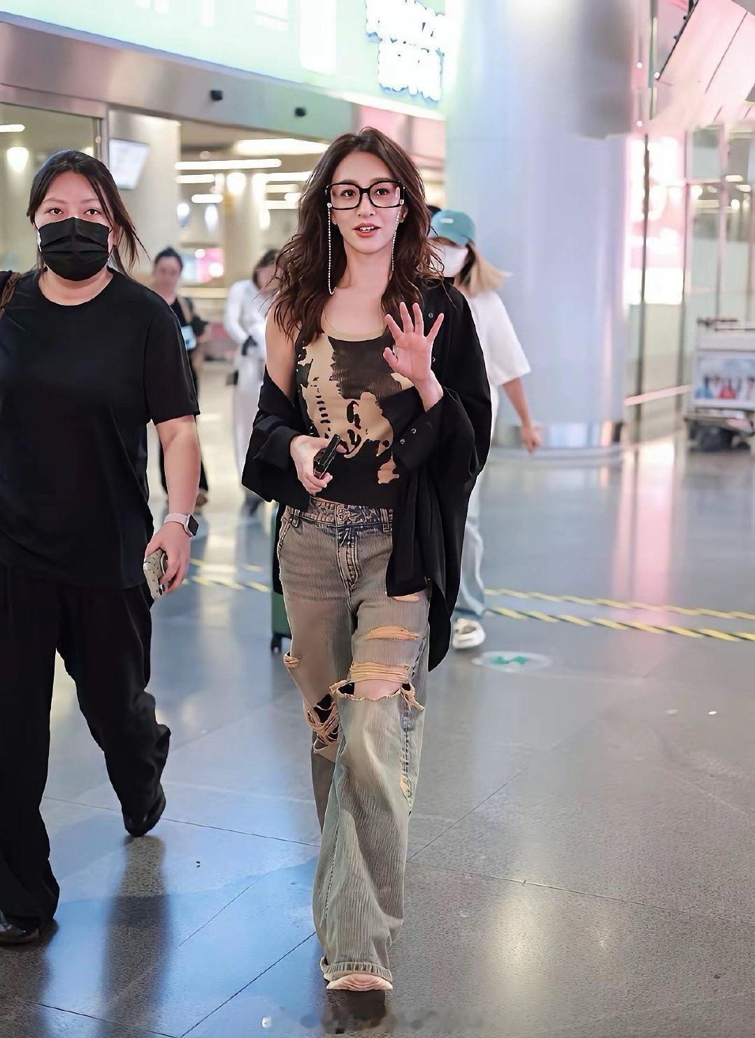 不敢想象当年她如果没流产，现在孩子会有多好看