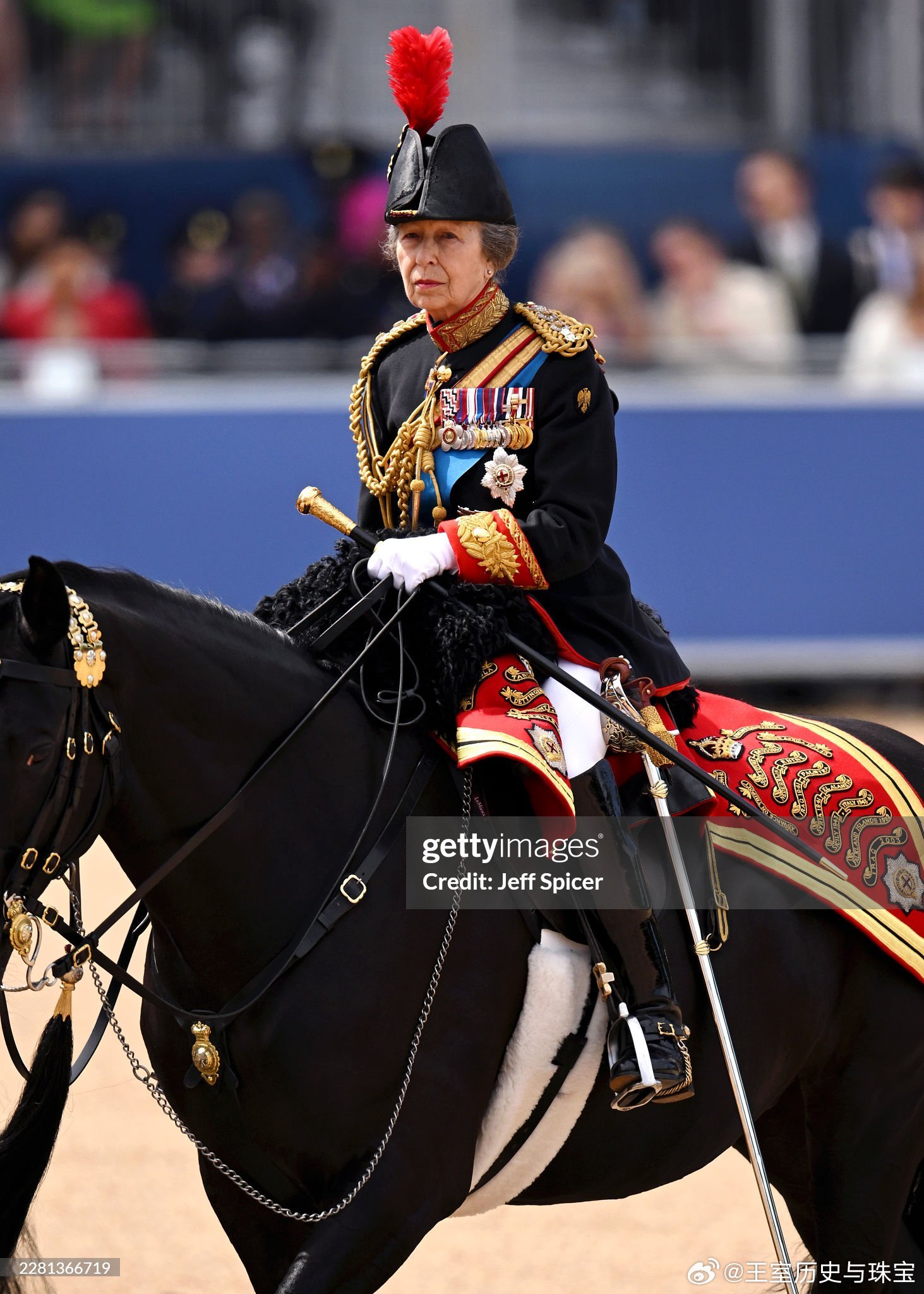 新闻2026.6.13英国王室成员出席一年一度的TroopingtheC