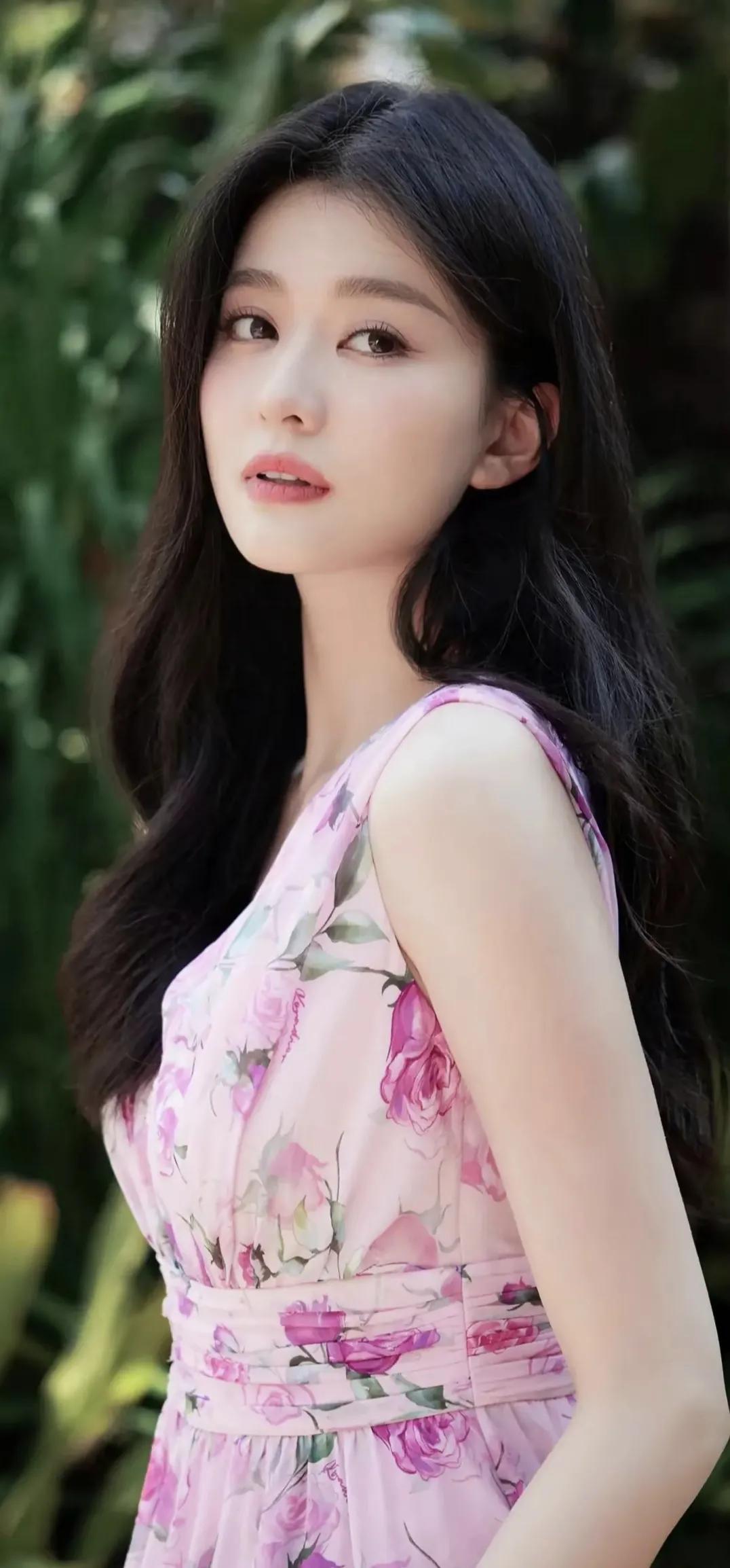 乔欣美图分享乔欣乔欣婚事乔欣恋爱瓜乔欣明星系列乔欣街拍乔欣搭配乔欣怀