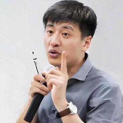 张雪峰曾说过这样一段话，醍醐灌顶！他说：“老实家庭出来的孩子，一定要好好读书，读