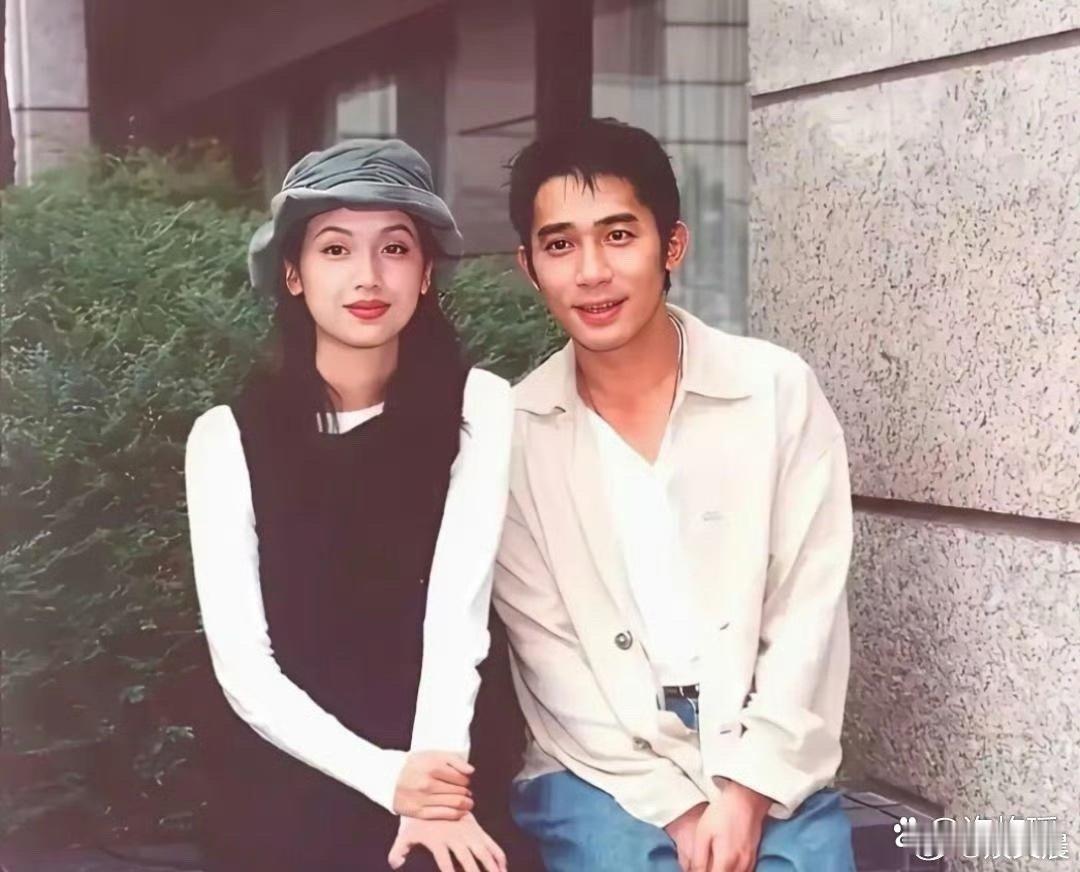 梁朝伟年轻时期颜值真的封神！眉眼清俊气质迷人，妥妥的港圈男神天花板