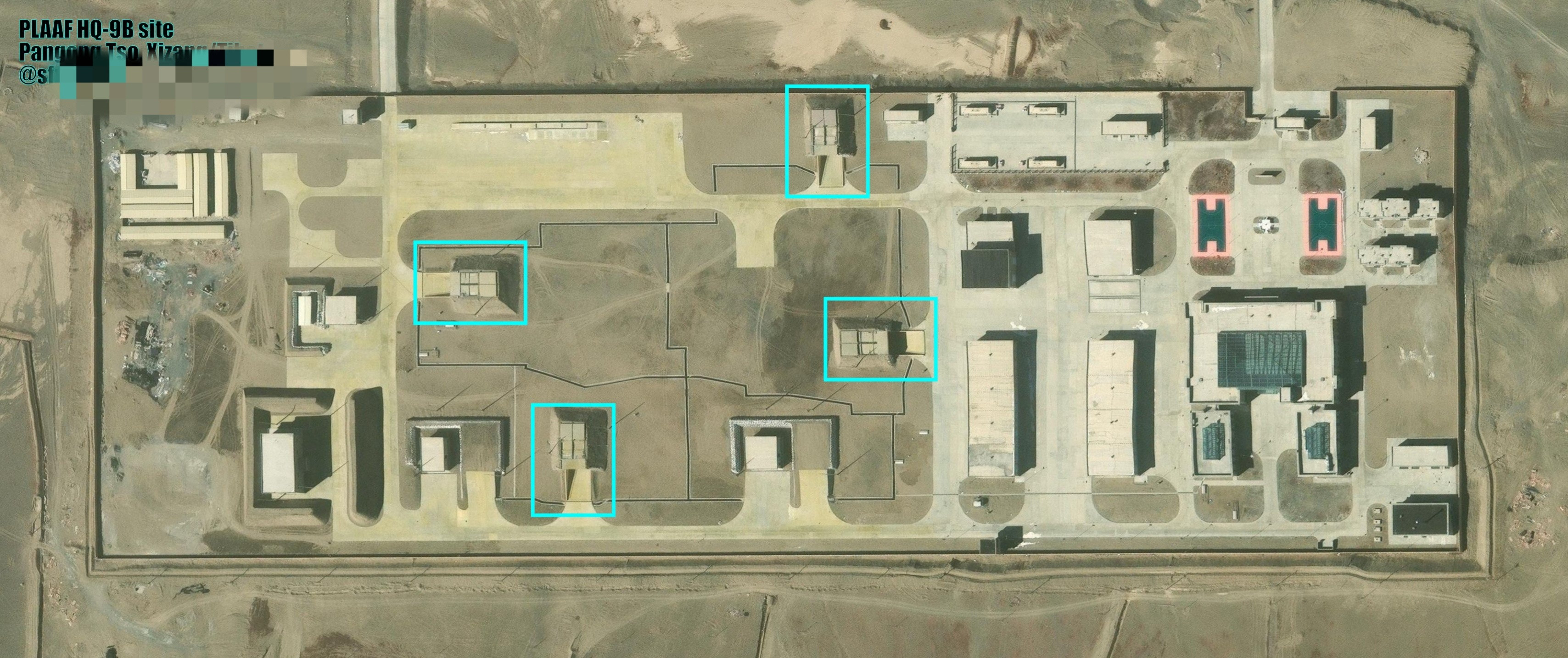 老中西部高原上的HQ-9B发射基地外网军迷发现它们有南海岛礁上一样的室内可移动