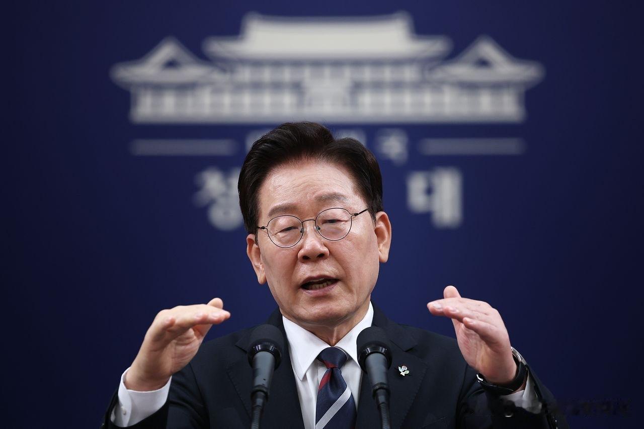 李在明回应党政摩擦：分歧只为共同变好，呼吁党内停止恶性内斗19日，韩国总统李