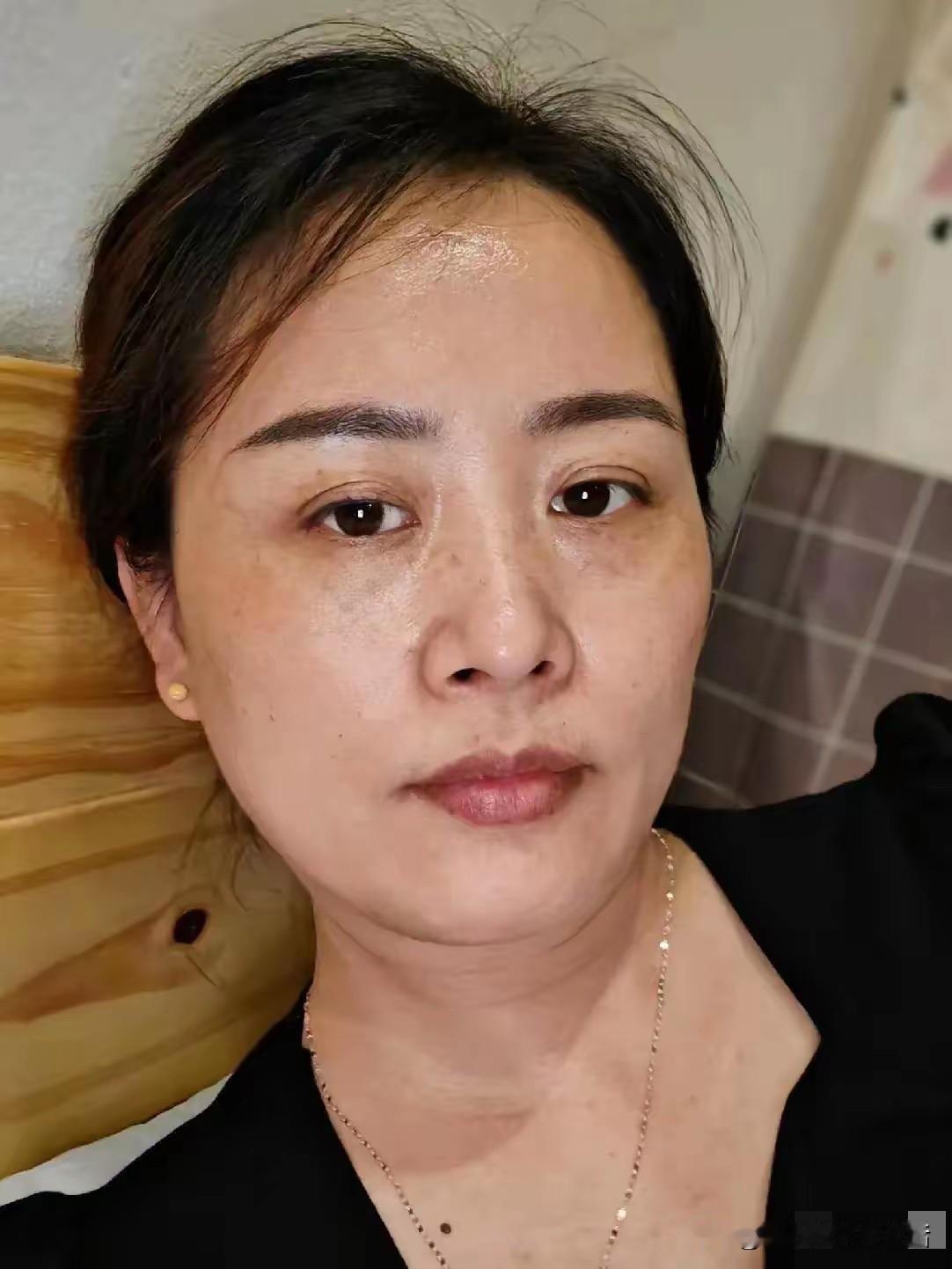 不管是两夫妻还是两口子吵架也好闹矛盾也罢千万不要把离婚二字挂在嘴边偶尔无