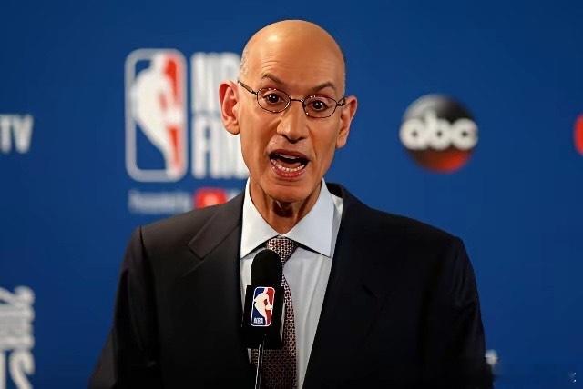 文班亚马因恶犯被直接驱逐，NBA联盟再陷“保雷霆阴谋论”争议。1.文班亚马属被