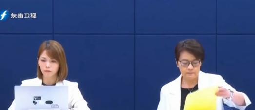 大罢免后的黄珊珊，民众党和他应该是渐行渐远了