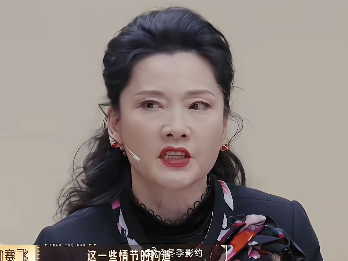 我真的破防了！何赛飞昨天在《超越4》上开炮了。怒批年轻演员的同时，直接指出了短剧