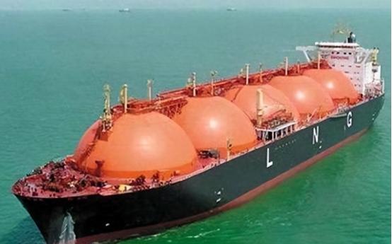 日本能源面临“灭绝”？高市意外批下16亿资金，普京连夜转变枪口 最近日本的一